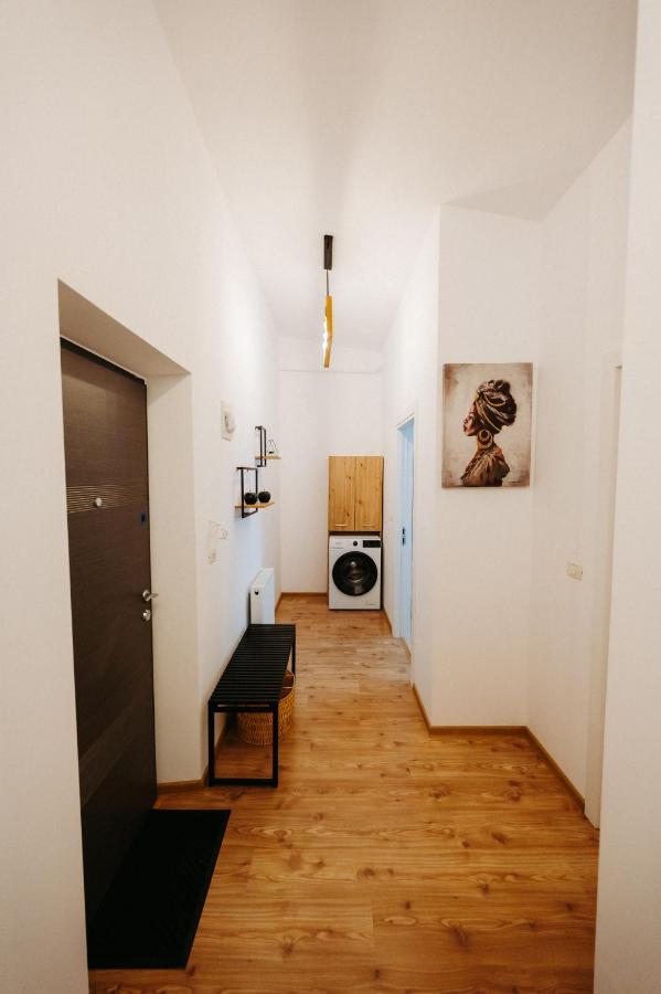 Apartament Modern Loft One Suczawa Zewnętrze zdjęcie